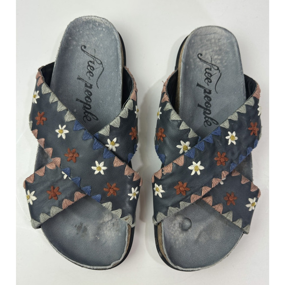 Free People Wildflowers Embroidered Floral Sandals Blue Slides Size 38 US 7.5 - Picture 3 of 11